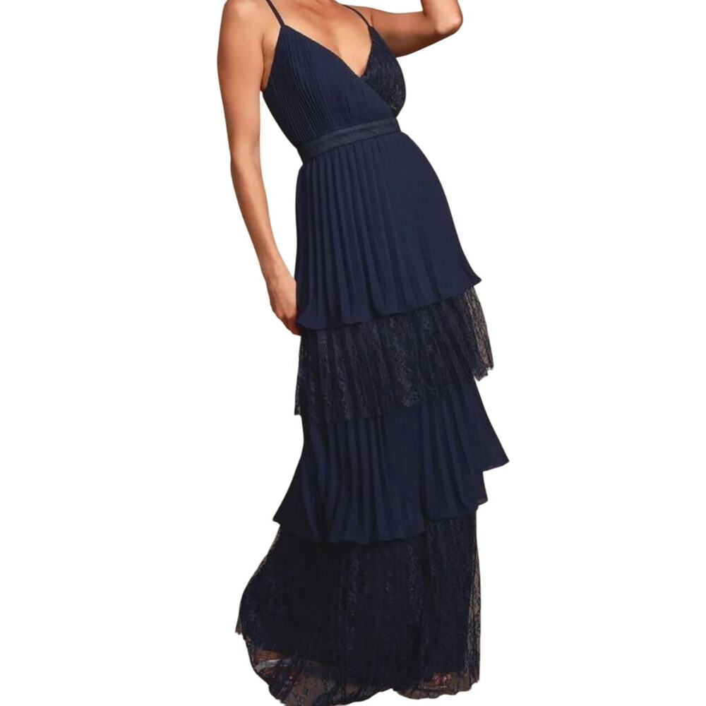 Lulus Date With a Daydream Lace Tiered‎ Maxi Dress Navy Blue Size Small